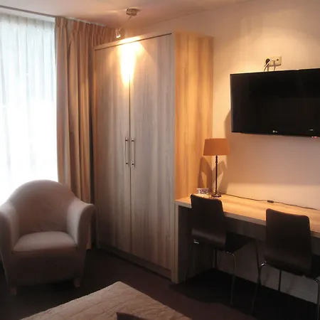 Szálloda Parkhotel Hugo De Vries 3*