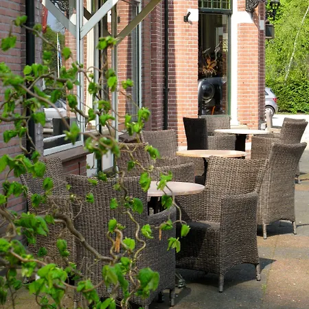 Parkhotel Hugo De Vries Szálloda 3*