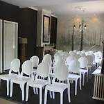 Parkhotel Hugo De Vries Отель